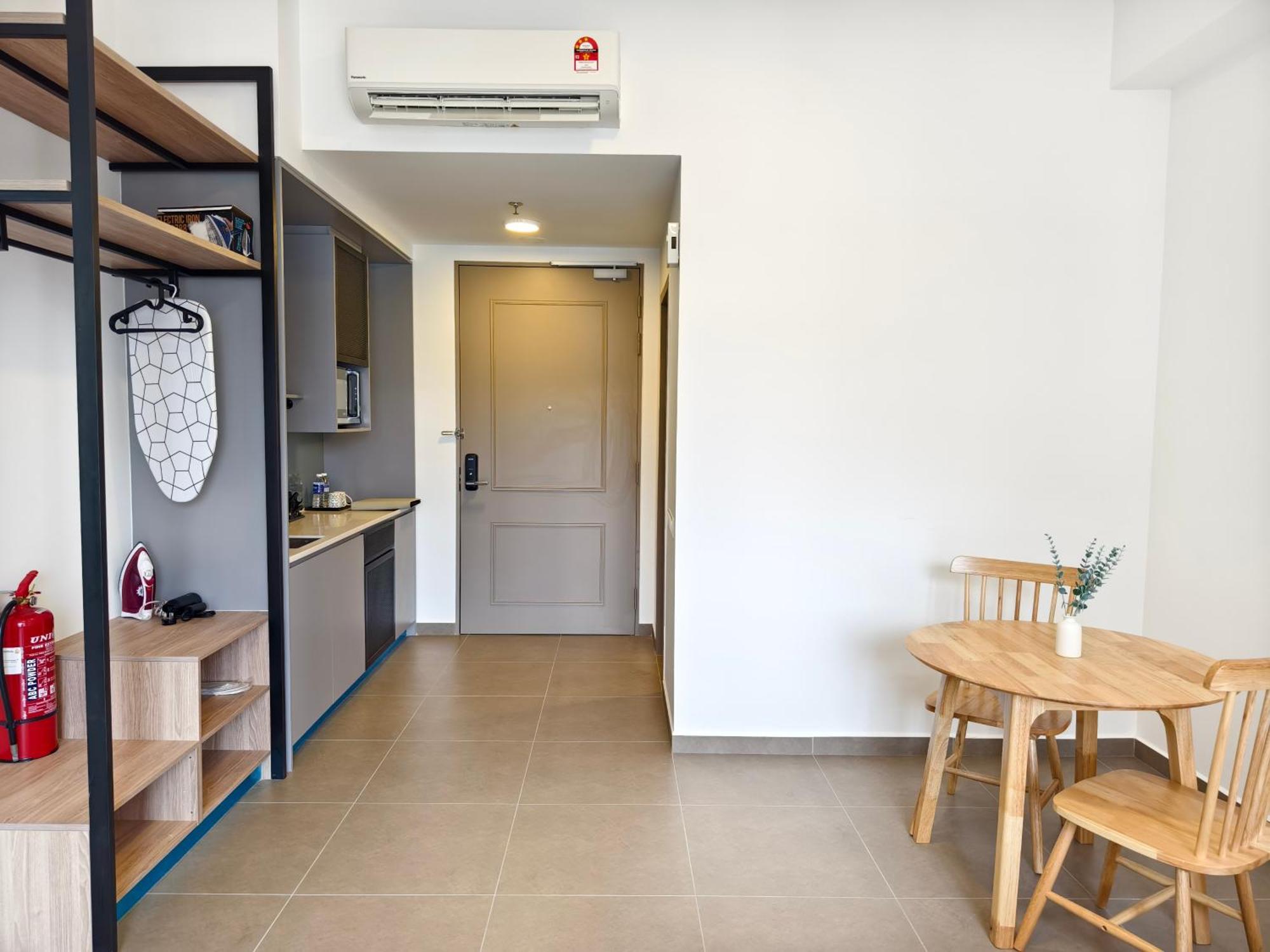 Mossaz Suites Empire City By Starwood Petaling Jaya Bagian luar foto